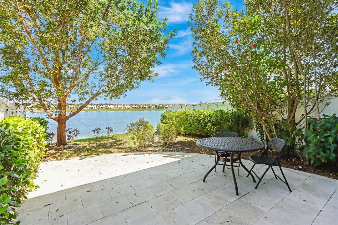 На продажу: $585,000 (4 спален, 3 ванн, 1781 Квадратных фут)