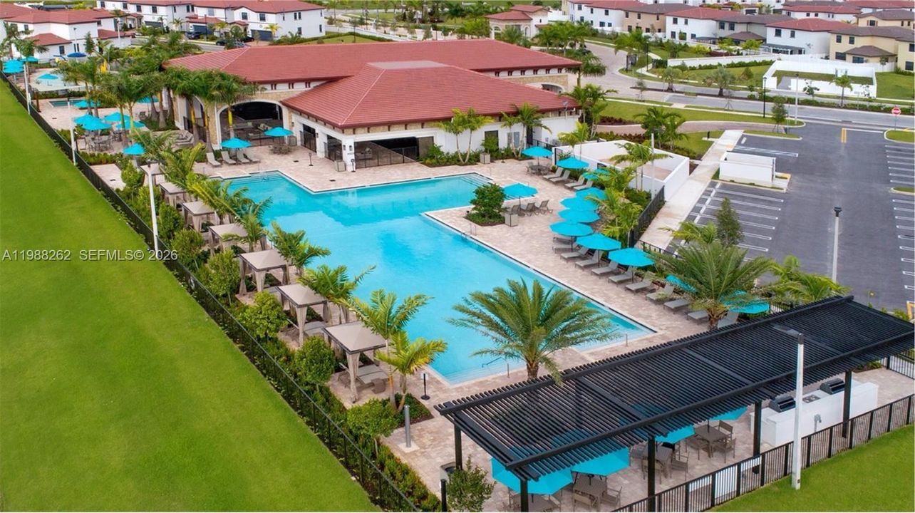 На продажу: $585,000 (4 спален, 3 ванн, 1781 Квадратных фут)