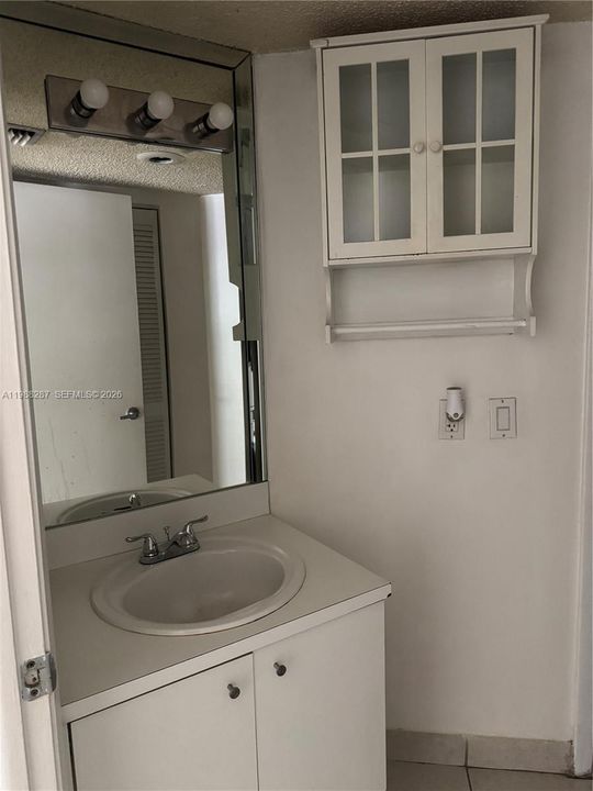 En Venta: $164,999 (2 camas, 1 baños, 828 Pies cuadrados)