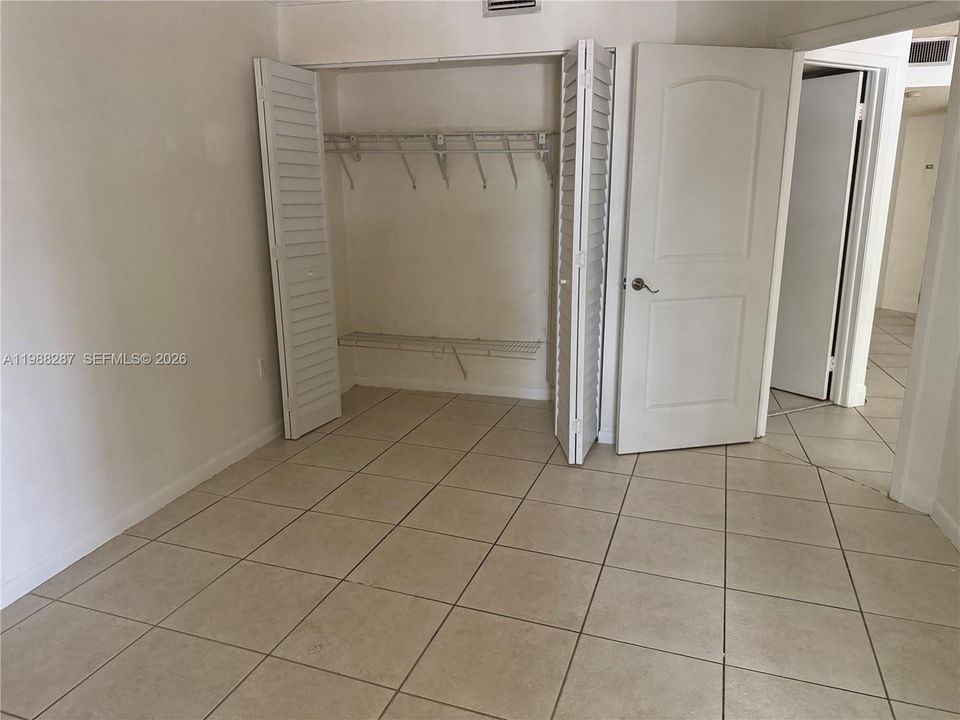 En Venta: $164,999 (2 camas, 1 baños, 828 Pies cuadrados)