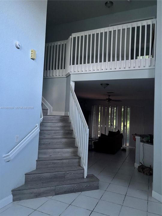 В аренду: $8,000 (4 спален, 3 ванн, 2383 Квадратных фут)