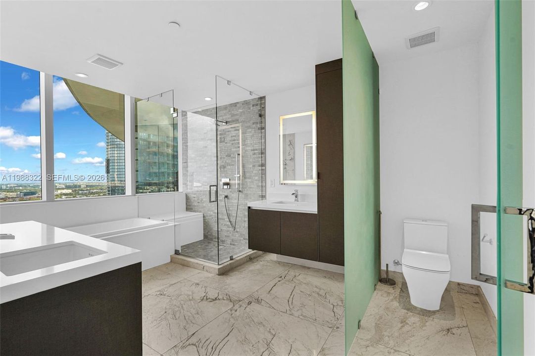 For Sale: $1,399,000 (3 beds, 4 baths, 2165 Square Feet)