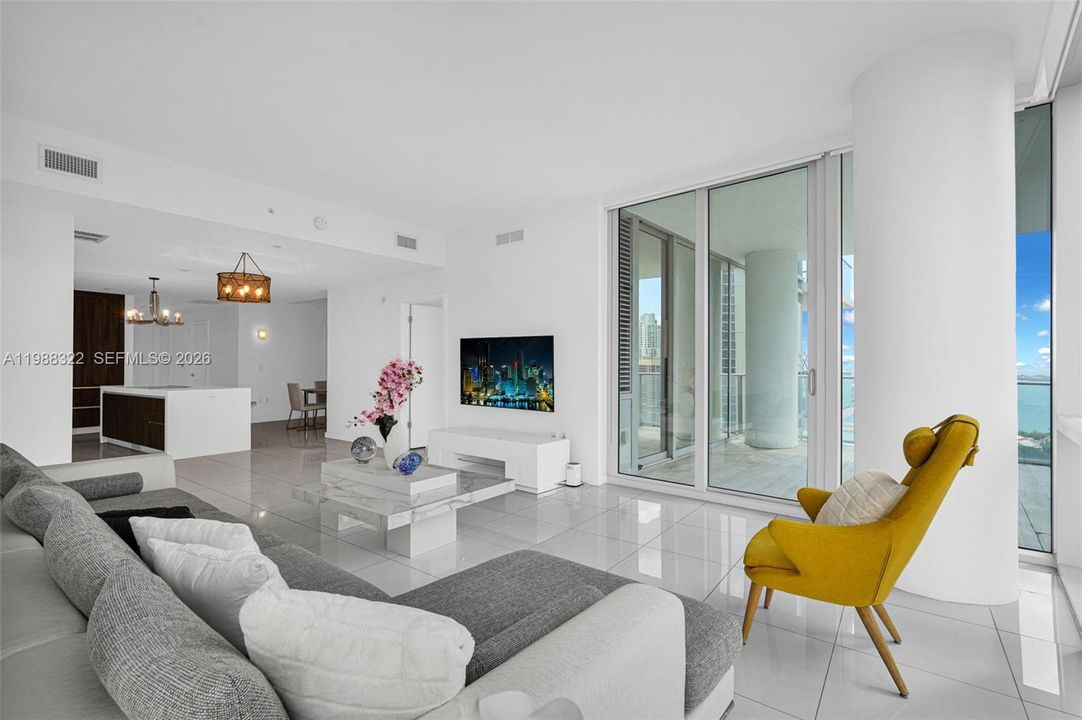 For Sale: $1,399,000 (3 beds, 4 baths, 2165 Square Feet)