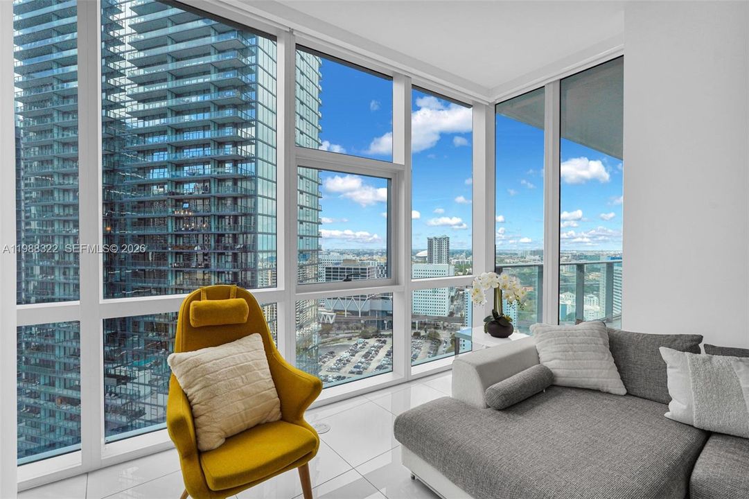 For Sale: $1,399,000 (3 beds, 4 baths, 2165 Square Feet)