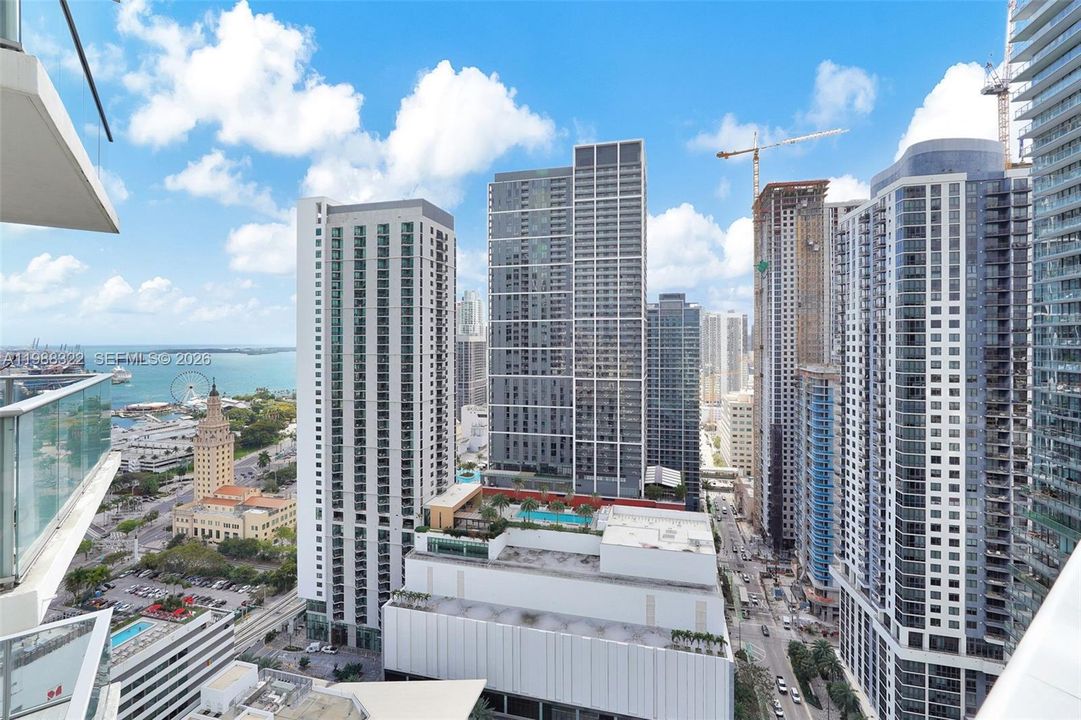 For Sale: $1,399,000 (3 beds, 4 baths, 2165 Square Feet)