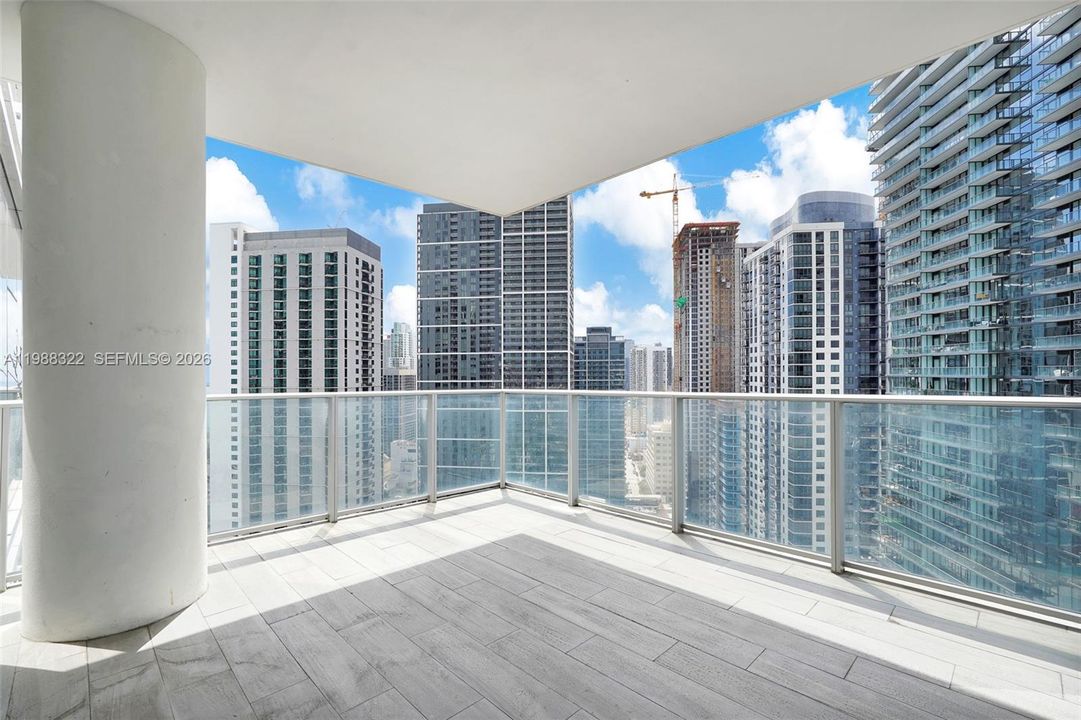 For Sale: $1,399,000 (3 beds, 4 baths, 2165 Square Feet)