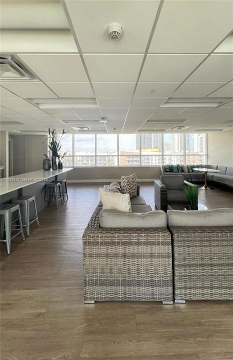 En Venta: $360,000 (1 camas, 1 baños, 560 Pies cuadrados)