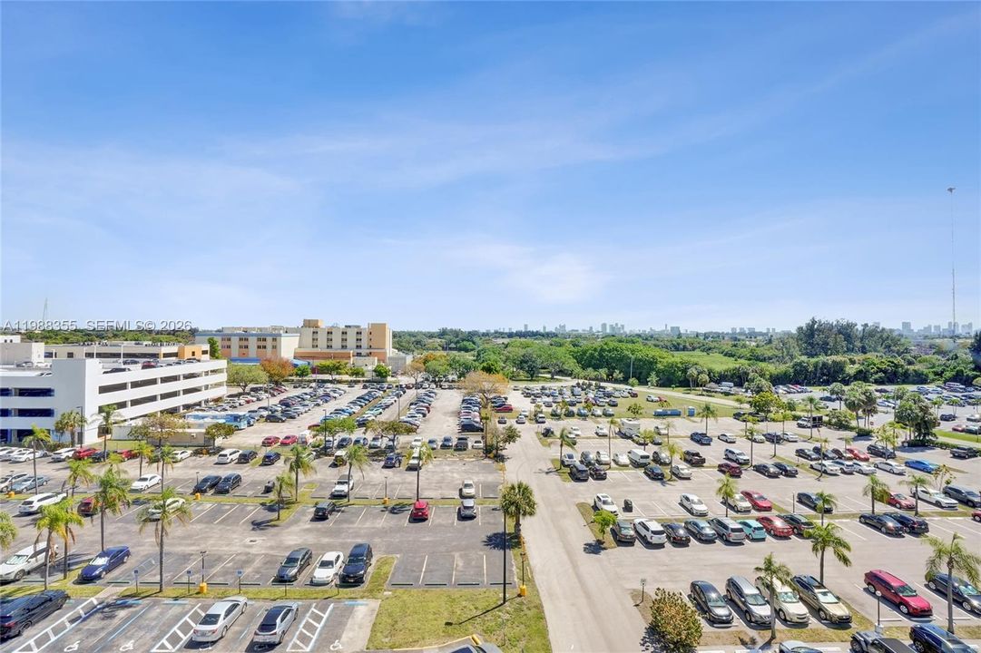 Active With Contract: $225,000 (2 beds, 2 baths, 1344 Square Feet)