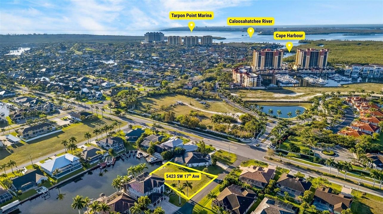 На продажу: $495,000 (0.24 acres)