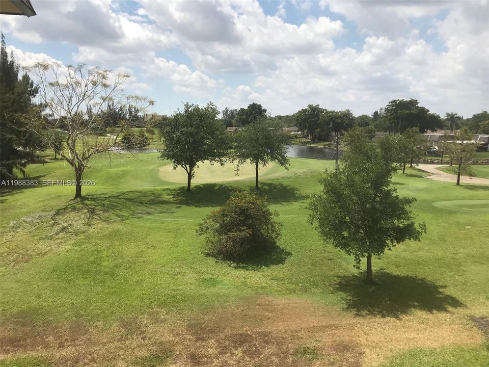 En Venta: $189,000 (1 camas, 1 baños, 727 Pies cuadrados)