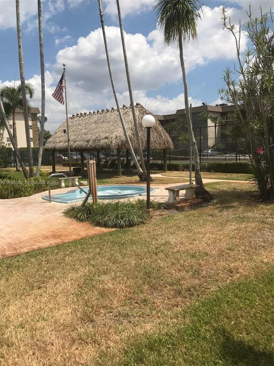 En Venta: $189,000 (1 camas, 1 baños, 727 Pies cuadrados)