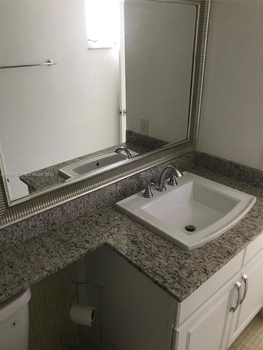 En Venta: $189,000 (1 camas, 1 baños, 727 Pies cuadrados)