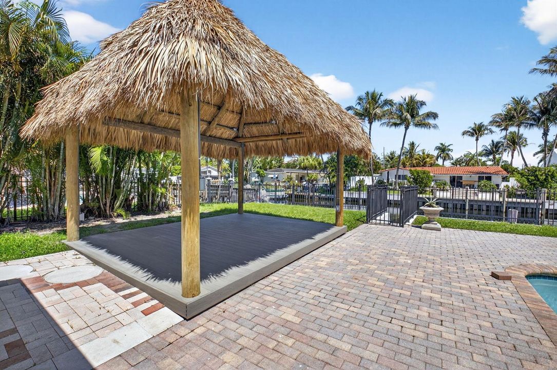 Brand New Tiki Hut