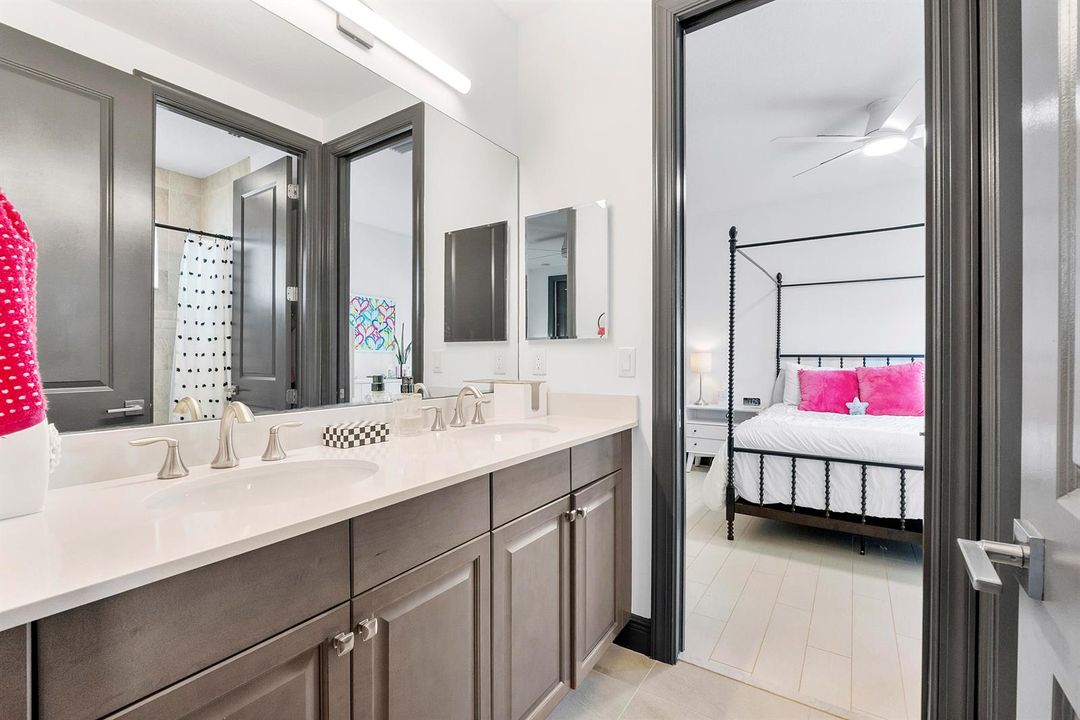 12095 S Baypoint Cir_064