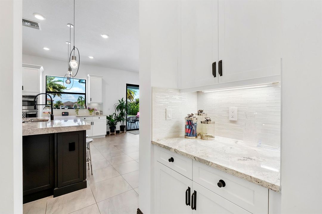 12095 S Baypoint Cir_032