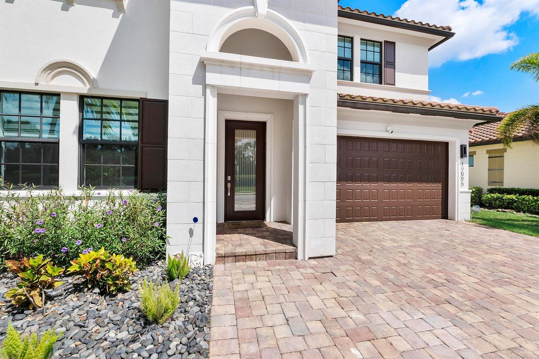 12095 S Baypoint Cir_021