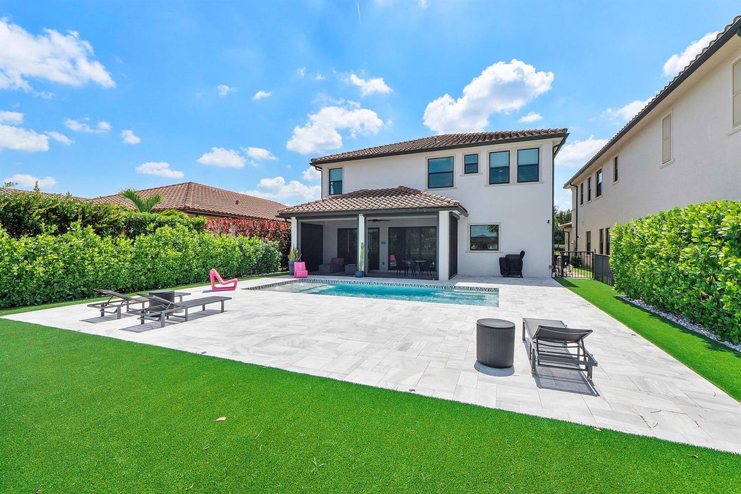 12095 S Baypoint Cir_103