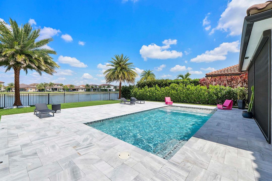 12095 S Baypoint Cir_105