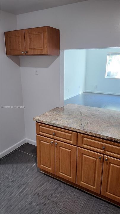 Activo con contrato: $1,900 (2 camas, 1 baños, 434568 Pies cuadrados)