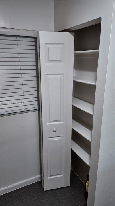 Activo con contrato: $1,900 (2 camas, 1 baños, 434568 Pies cuadrados)