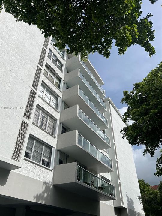 На продажу: $545,000 (2 спален, 2 ванн, 1441 Квадратных фут)