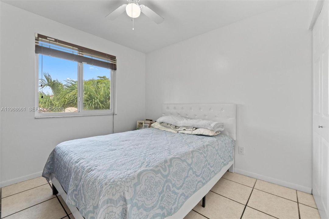 En Venta: $375,000 (3 camas, 2 baños, 1423 Pies cuadrados)