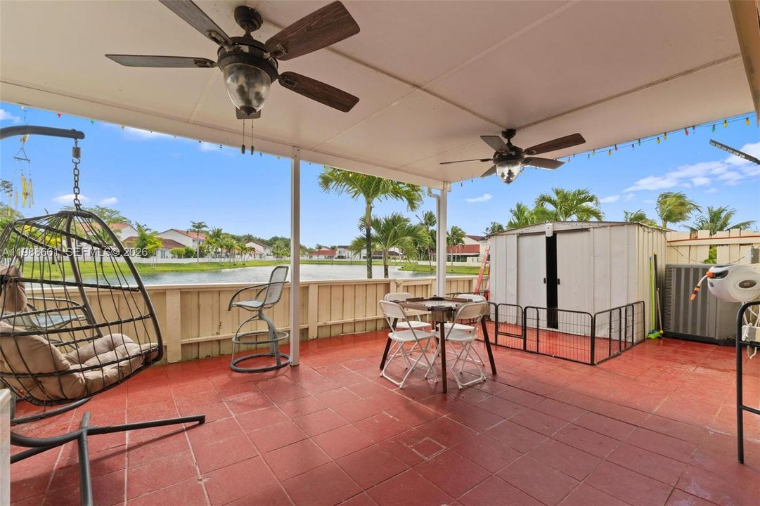 En Venta: $375,000 (3 camas, 2 baños, 1423 Pies cuadrados)
