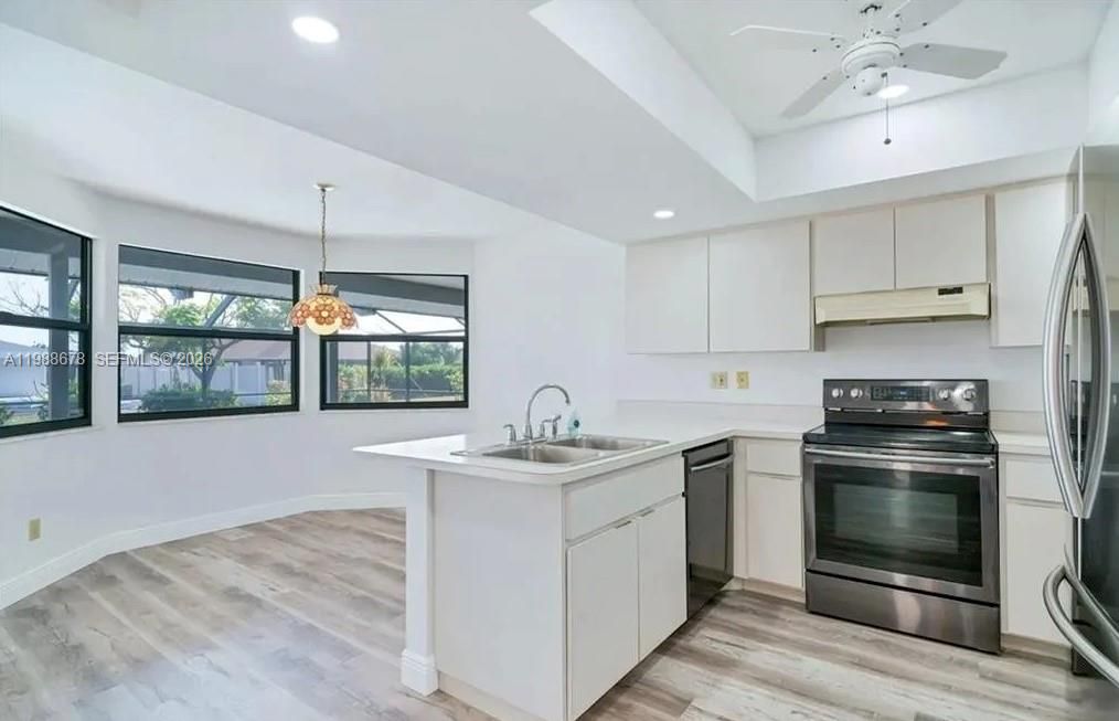 На продажу: $359,500 (3 спален, 2 ванн, 1518 Квадратных фут)