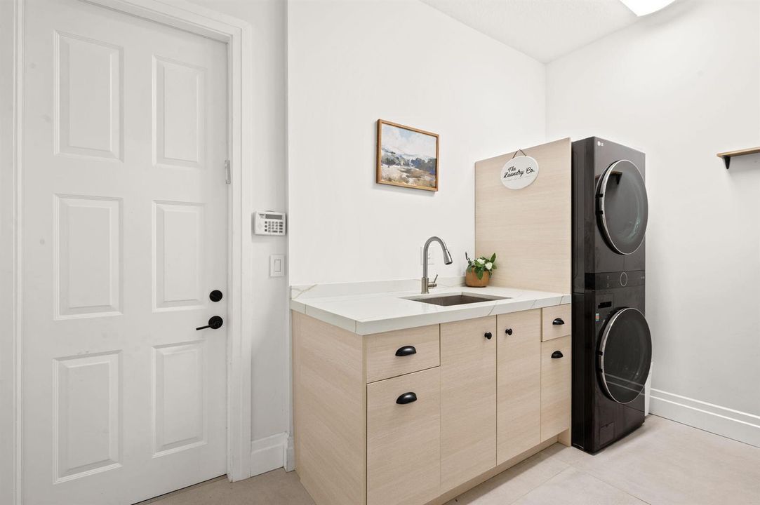 37-web-or-mls-13185-sw-44th-st