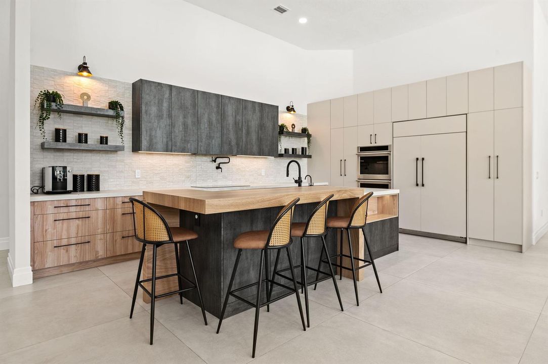 16-web-or-mls-13185-sw-44th-st