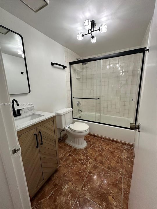 For Sale: $290,000 (2 beds, 2 baths, 1025 Square Feet)