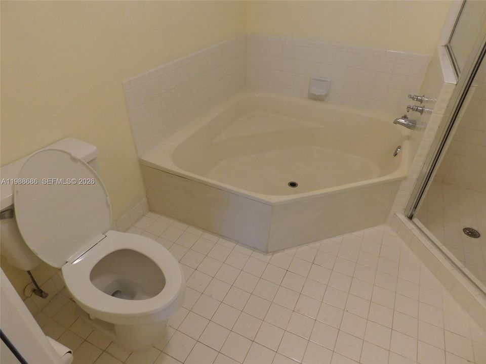 Recientemente alquilado: $2,950 (3 camas, 2 baños, 1452 Pies cuadrados)