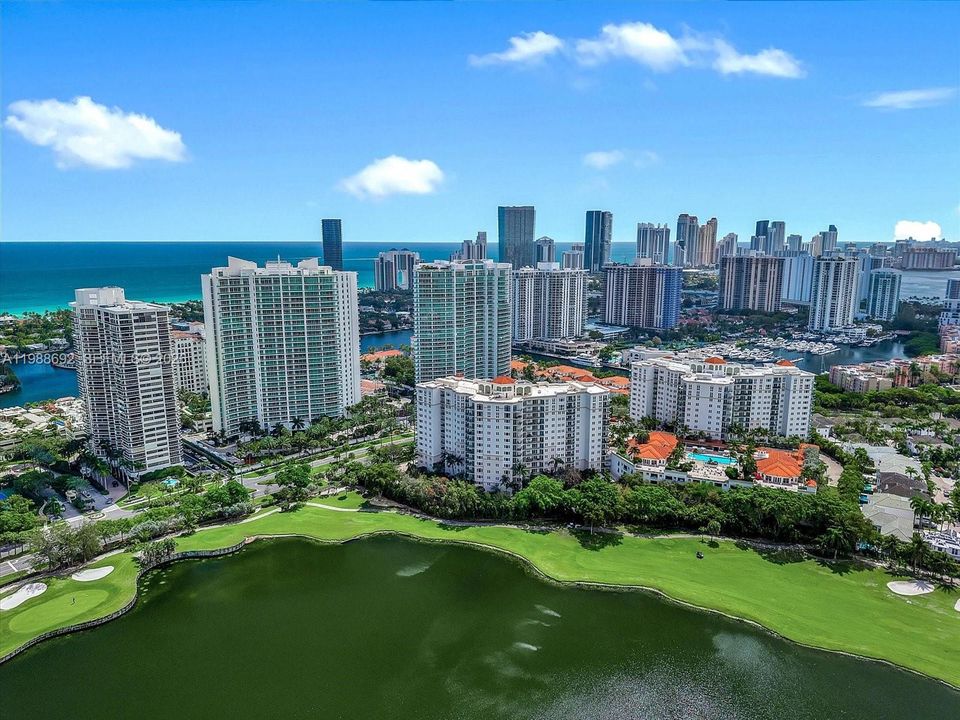 For Rent: $25,000 (3 beds, 4 baths, 2890 Square Feet)