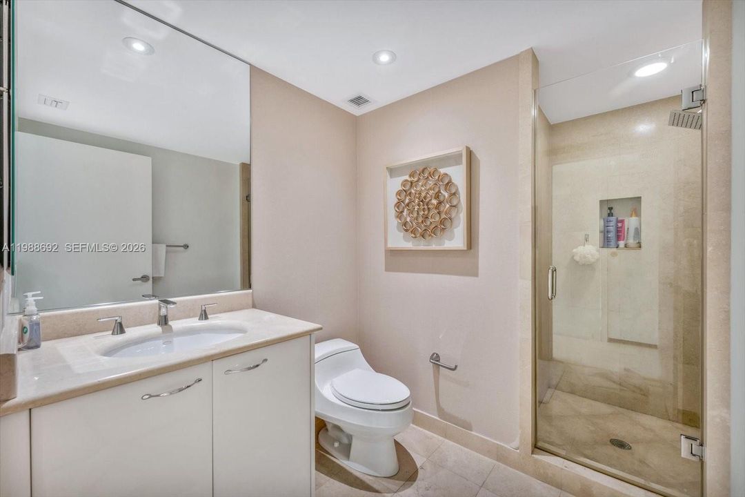 For Rent: $25,000 (3 beds, 4 baths, 2890 Square Feet)