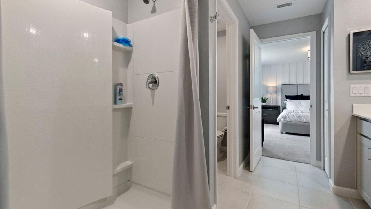 Owners Shower