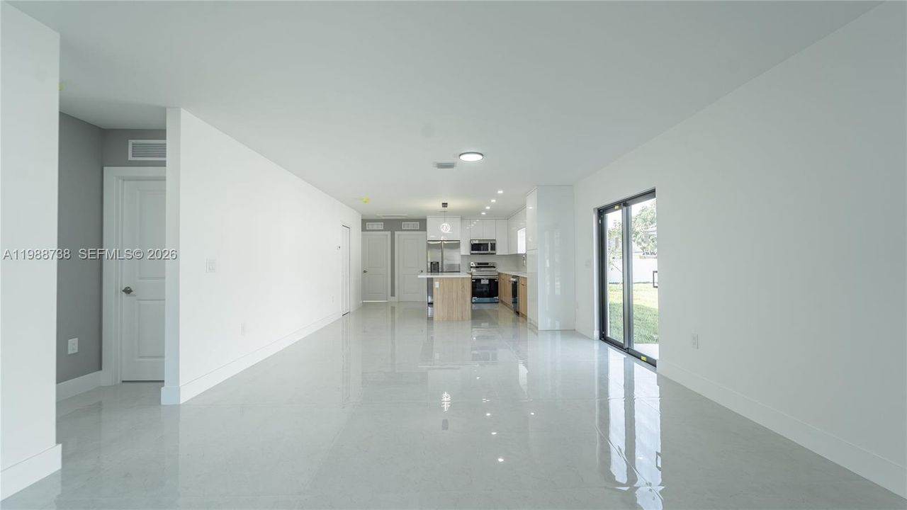 For Sale: $635,000 (4 beds, 2 baths, 1566 Square Feet)