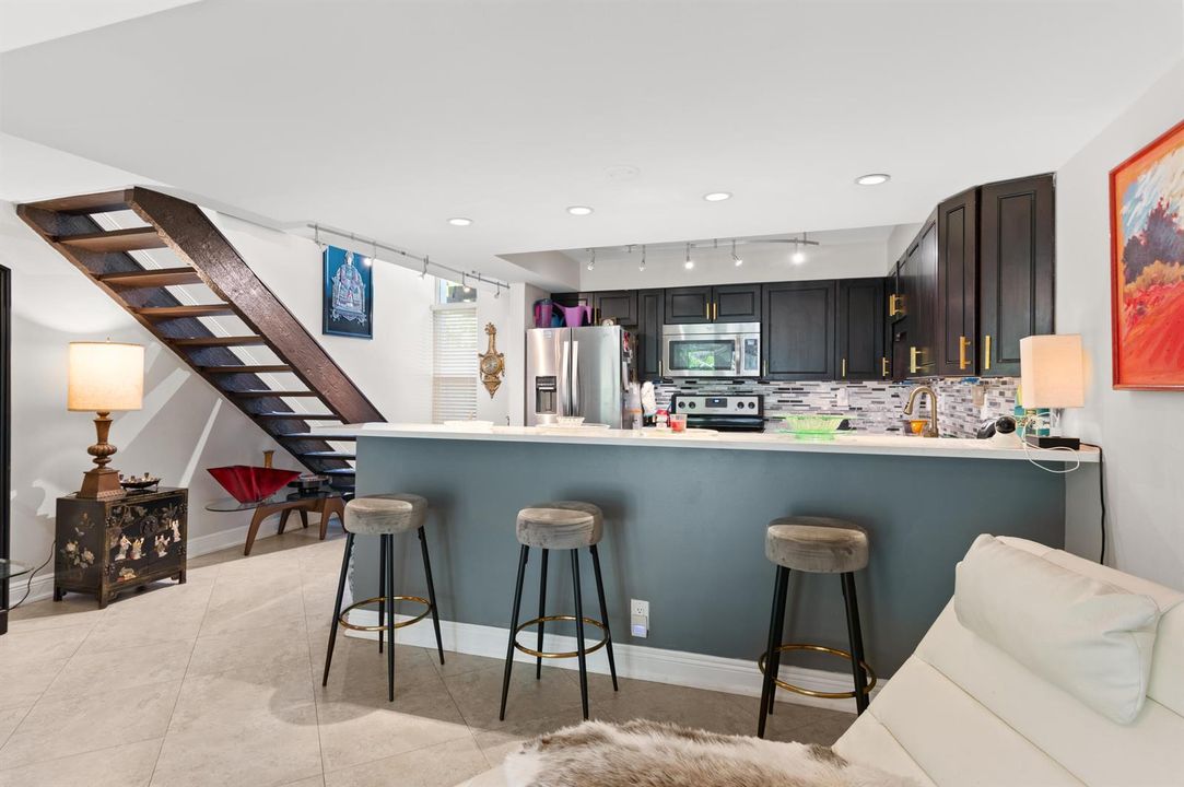842 NE 20th Drive (14)