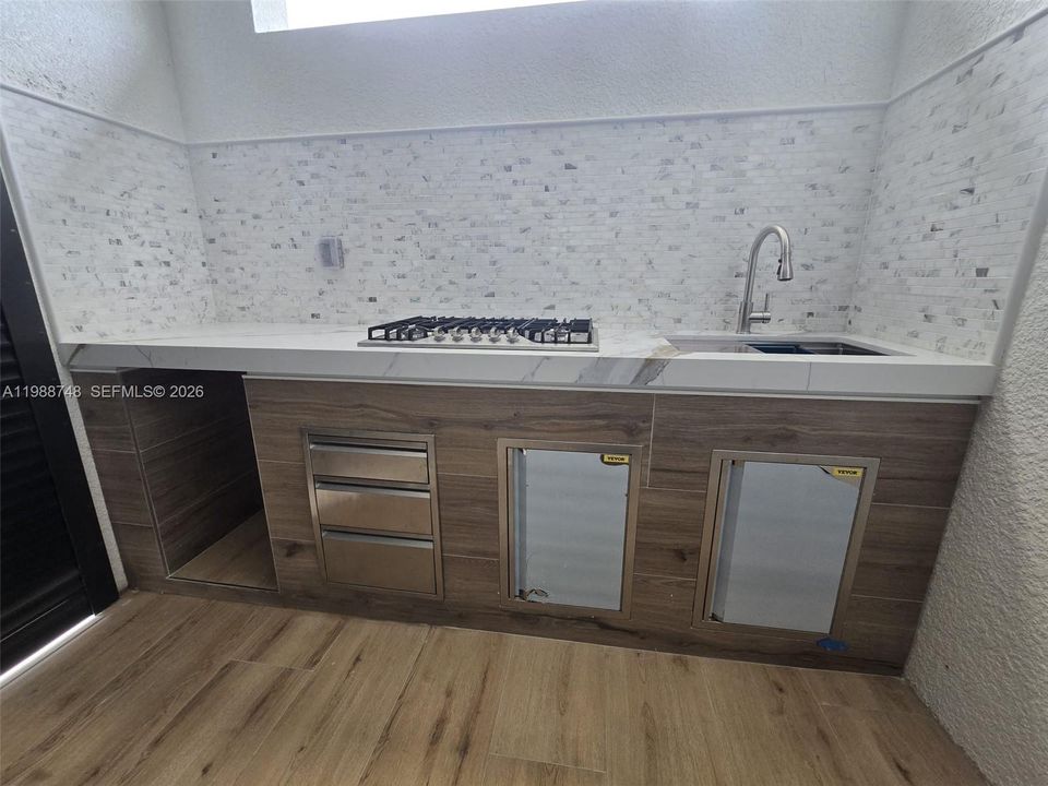 На продажу: $694,000 (4 спален, 4 ванн, 2907 Квадратных фут)