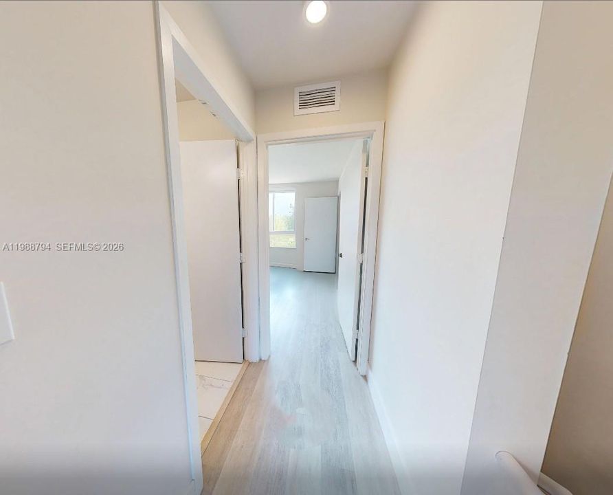 На продажу: $475,000 (2 спален, 2 ванн, 1392 Квадратных фут)