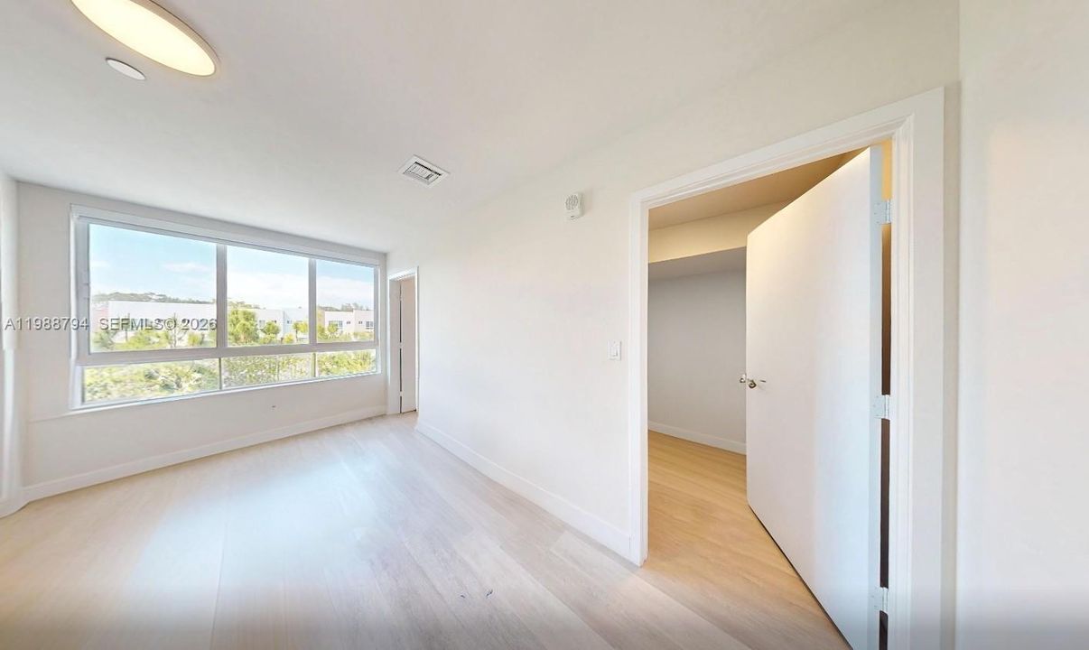 На продажу: $475,000 (2 спален, 2 ванн, 1392 Квадратных фут)