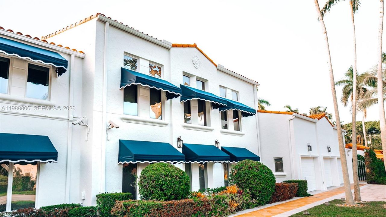 En Venta: $11,800,000 (7 camas, 10 baños, 10706 Pies cuadrados)