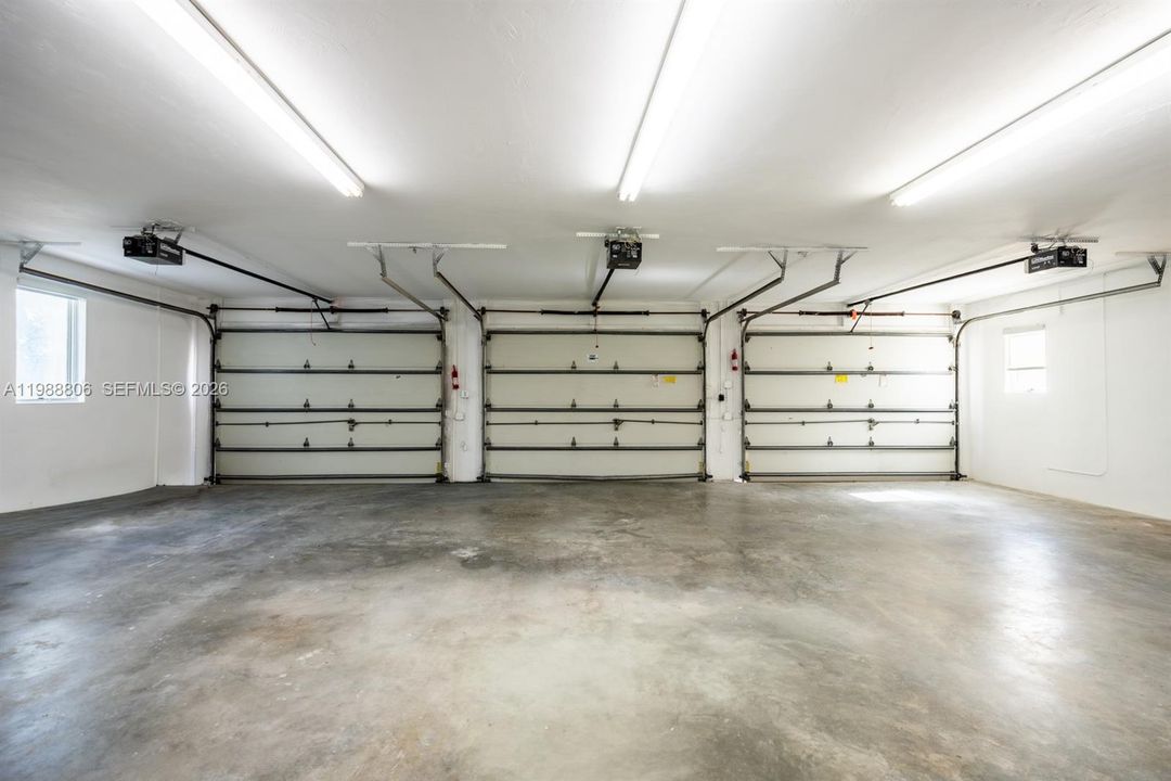 En Venta: $11,800,000 (7 camas, 10 baños, 10706 Pies cuadrados)