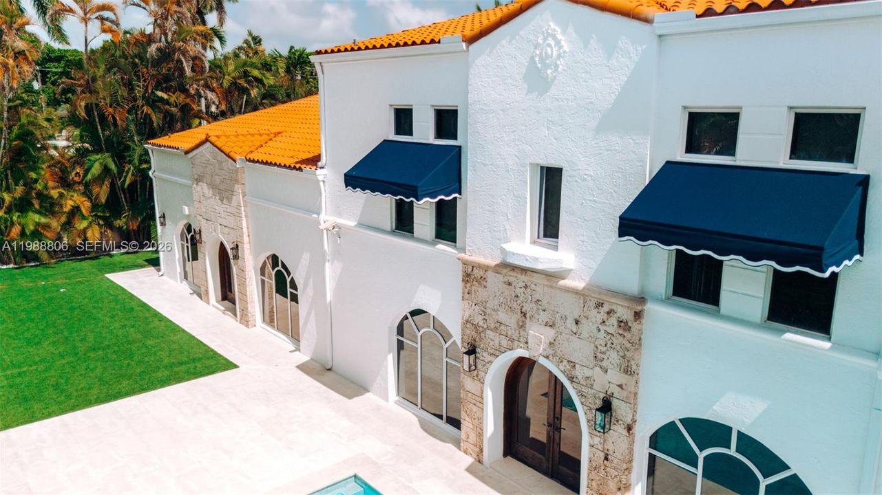 En Venta: $11,800,000 (7 camas, 10 baños, 10706 Pies cuadrados)