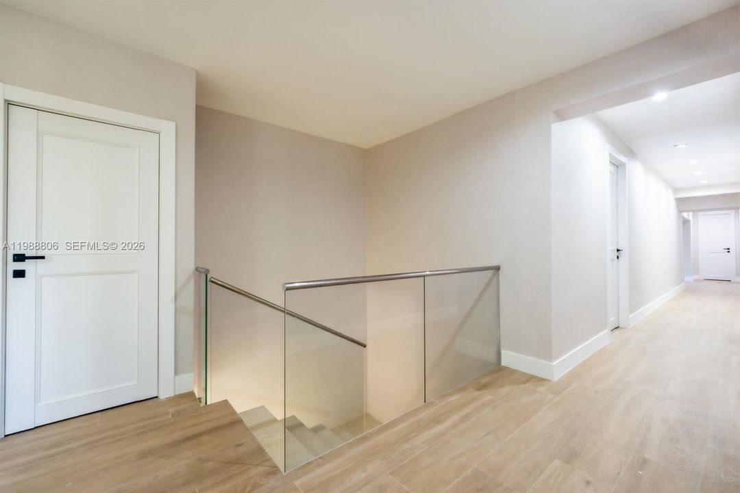 En Venta: $11,800,000 (7 camas, 10 baños, 10706 Pies cuadrados)