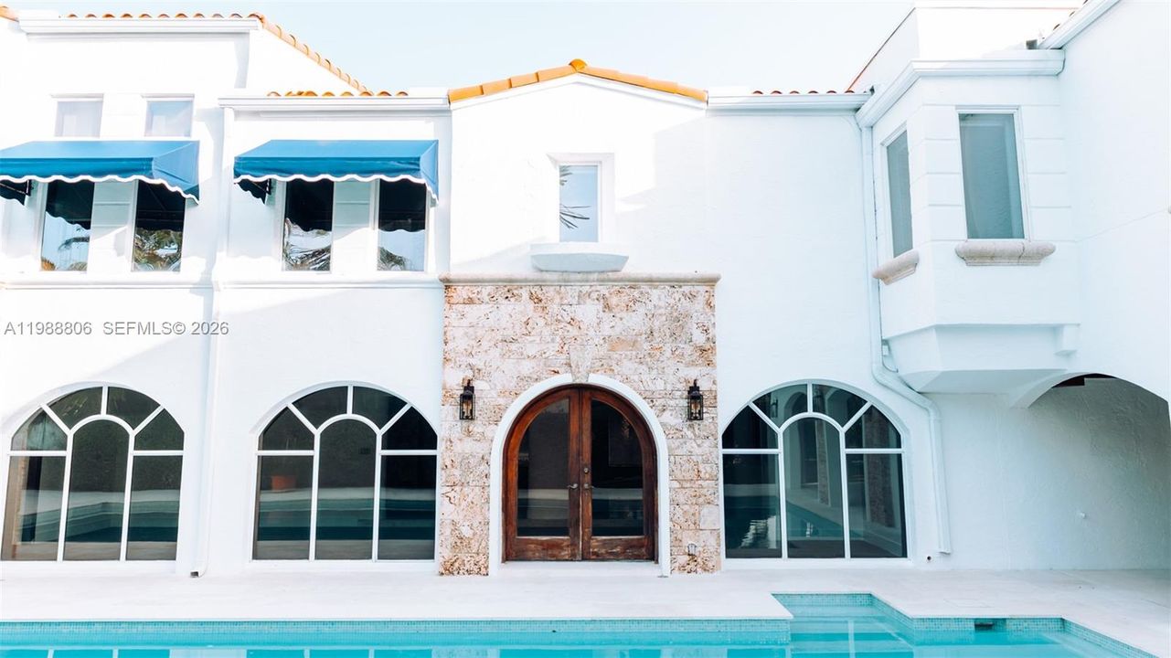 En Venta: $11,800,000 (7 camas, 10 baños, 10706 Pies cuadrados)