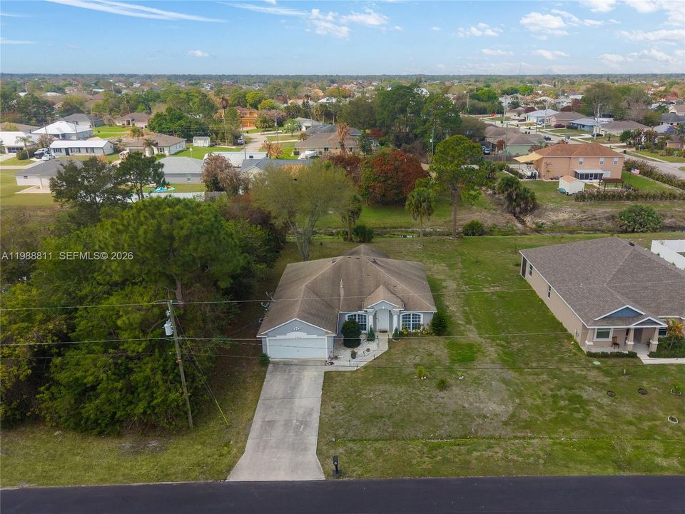 En Venta: $480,000 (4 camas, 2 baños, 2090 Pies cuadrados)