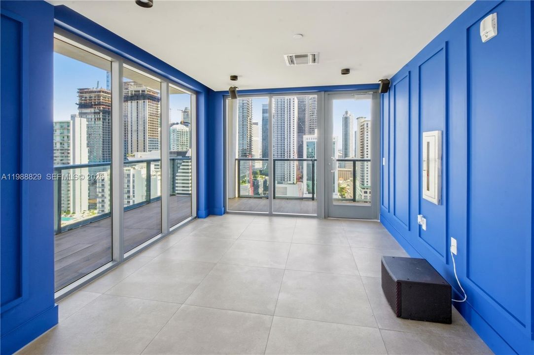 25 floor