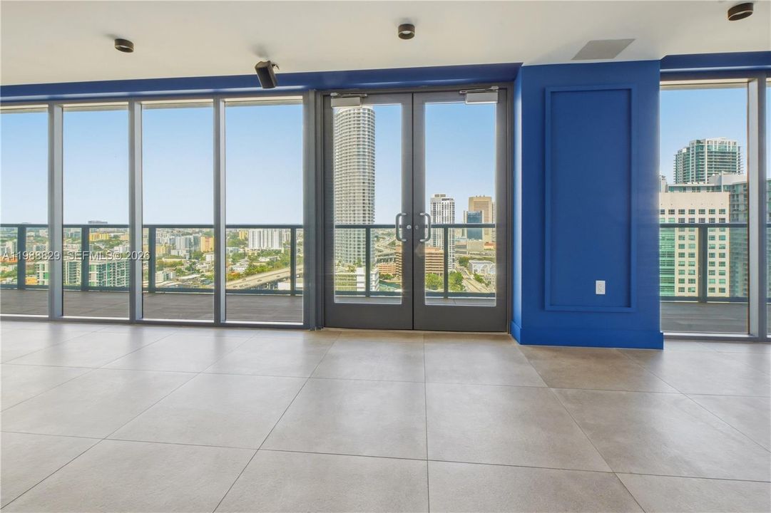 25 floor