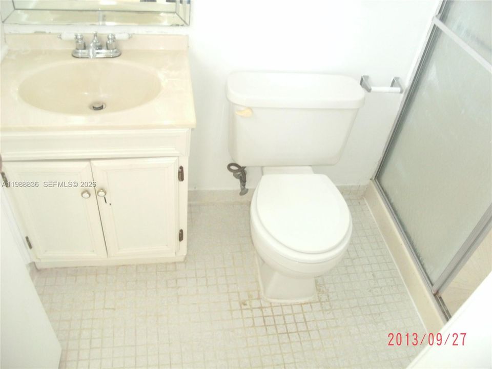 En Venta: $225,000 (2 camas, 2 baños, 799 Pies cuadrados)