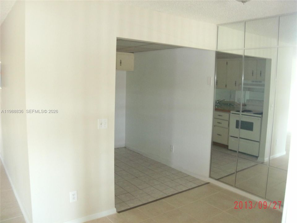 En Venta: $225,000 (2 camas, 2 baños, 799 Pies cuadrados)